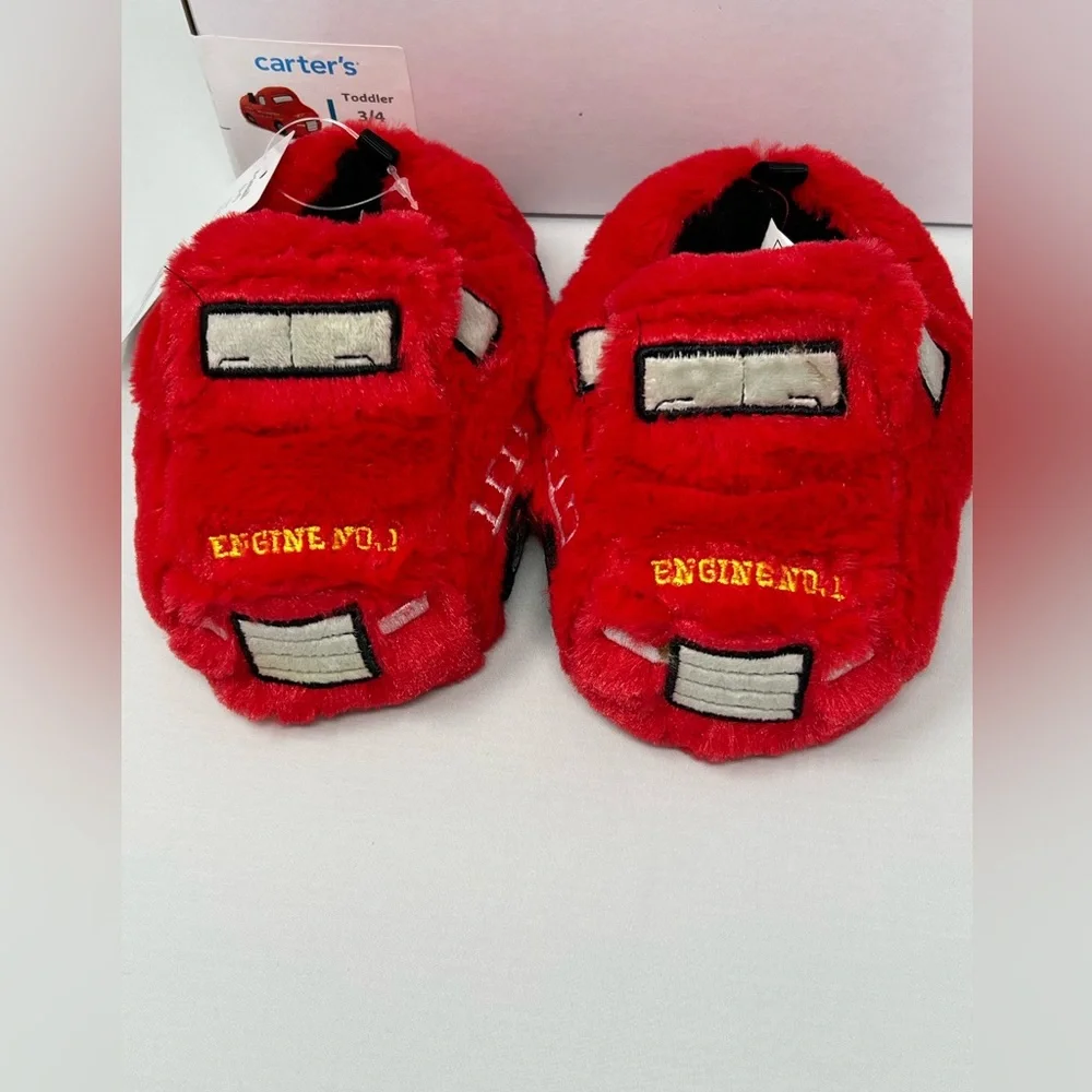 NIB Toddler Carters Size XS 3/4 Orion Comfort Fit‎ Slippers Soft Red Fire Truck